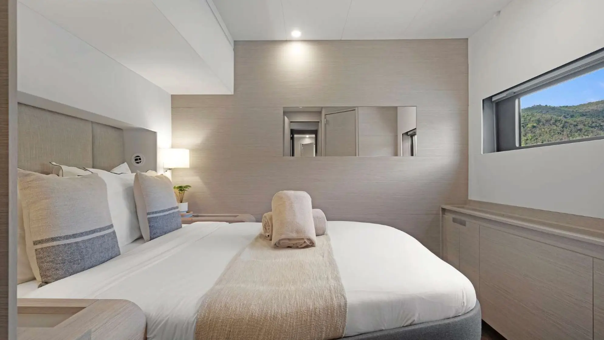 fountaine_pajot_catamaran