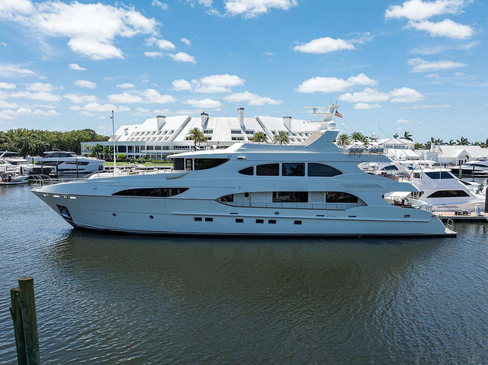 Yacht video tour preview