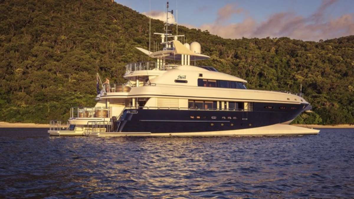 Yacht video tour preview