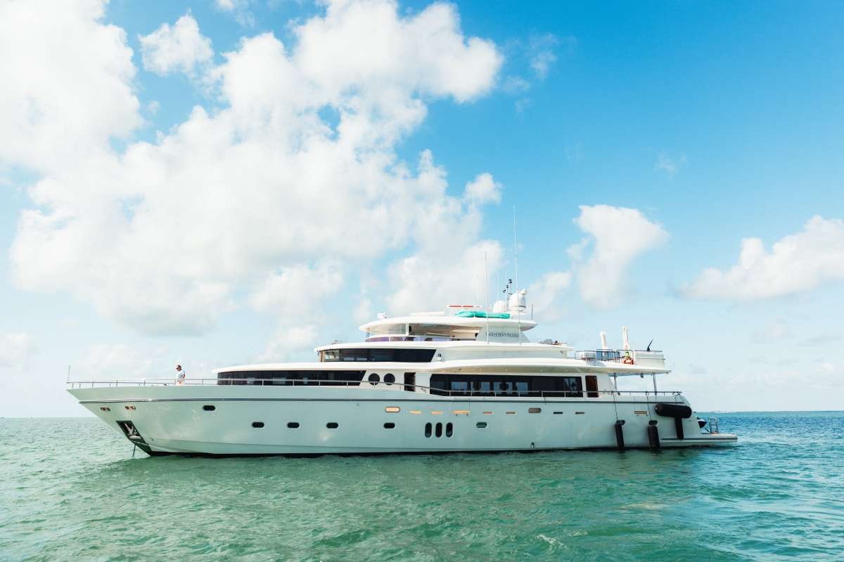 Yacht video tour preview