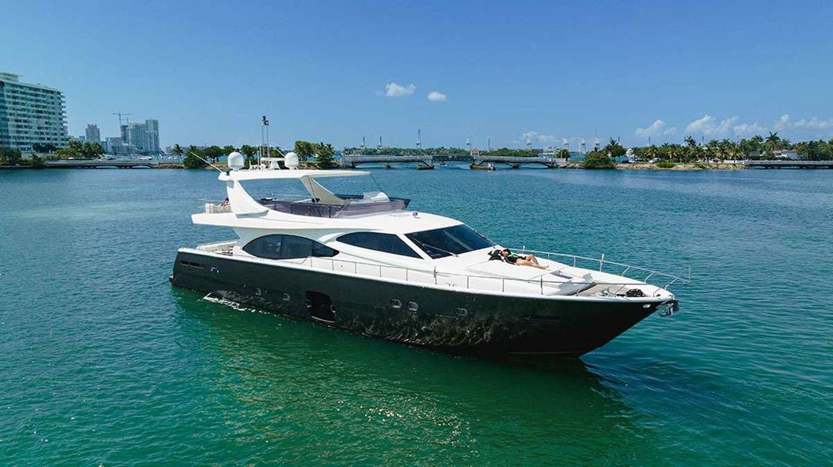 Yacht video tour preview