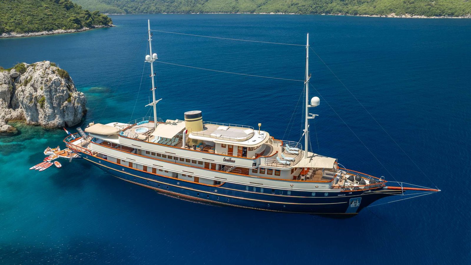 Yacht video tour preview