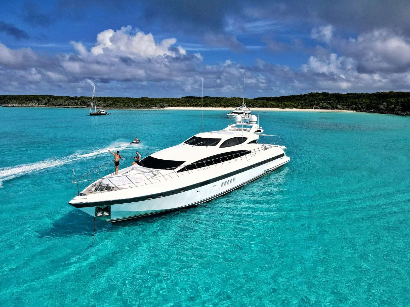 Yacht video tour preview