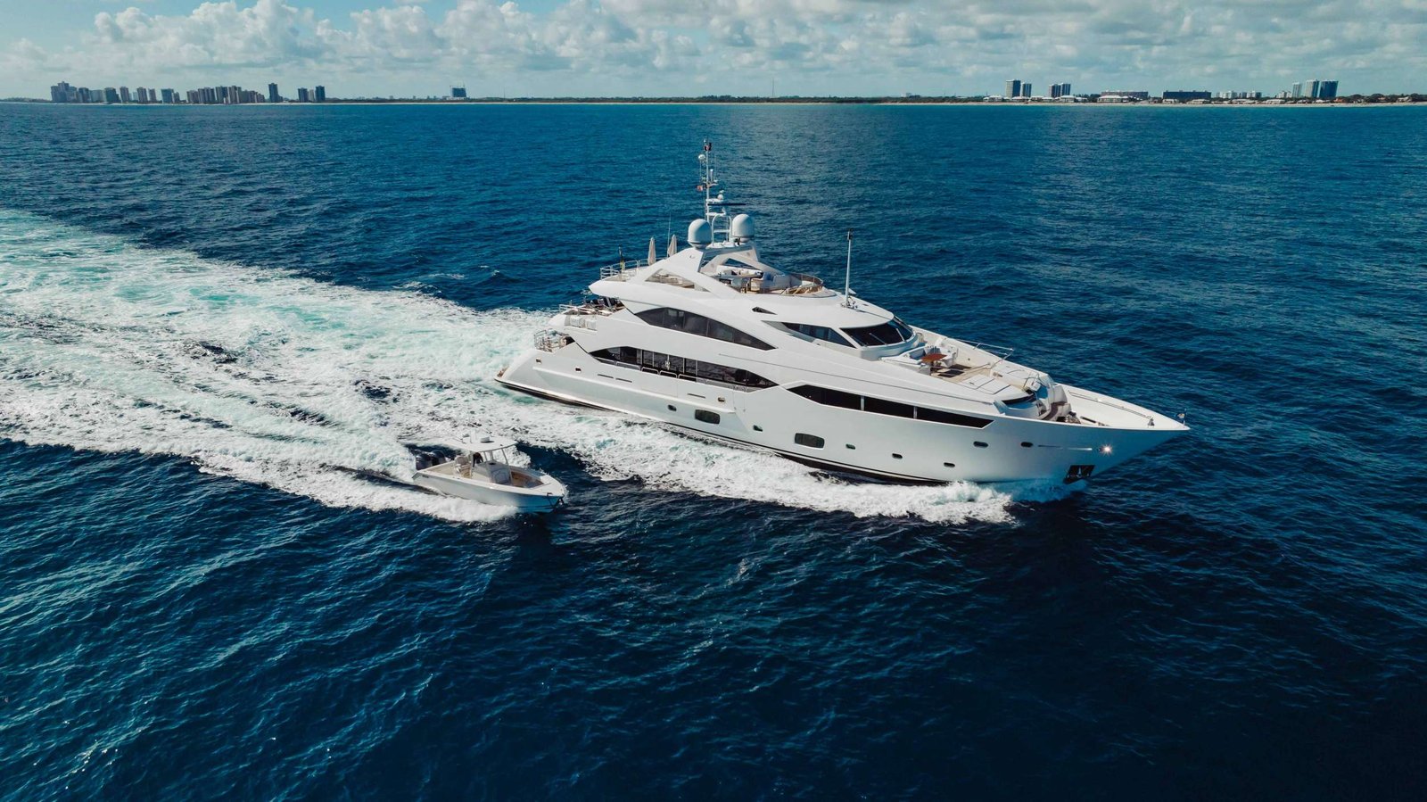 Yacht video tour preview