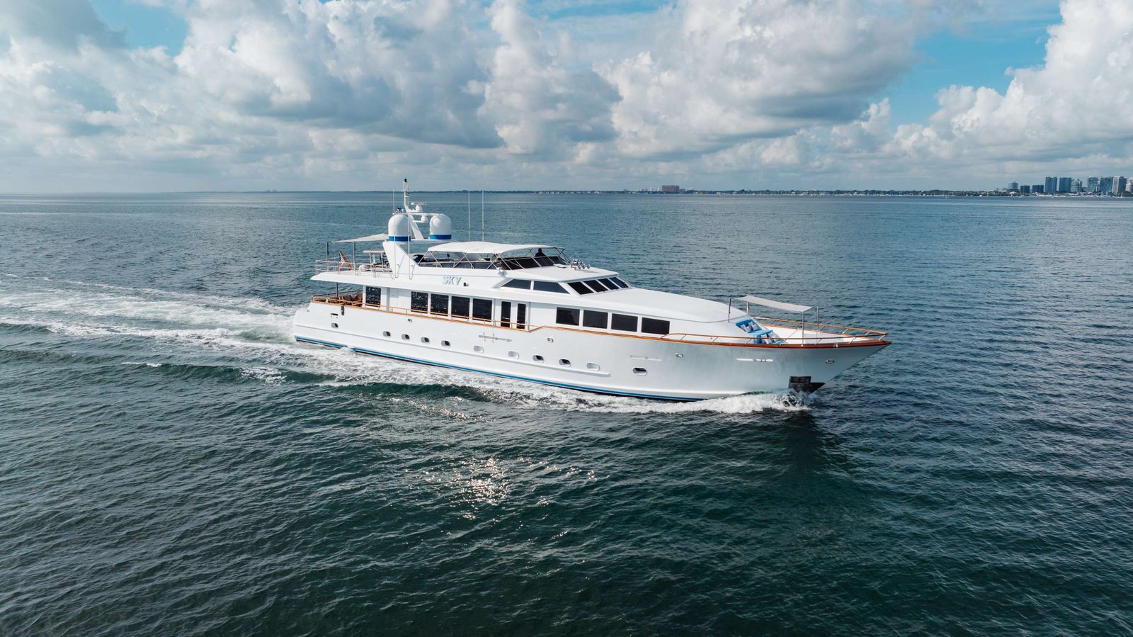 Yacht video tour preview