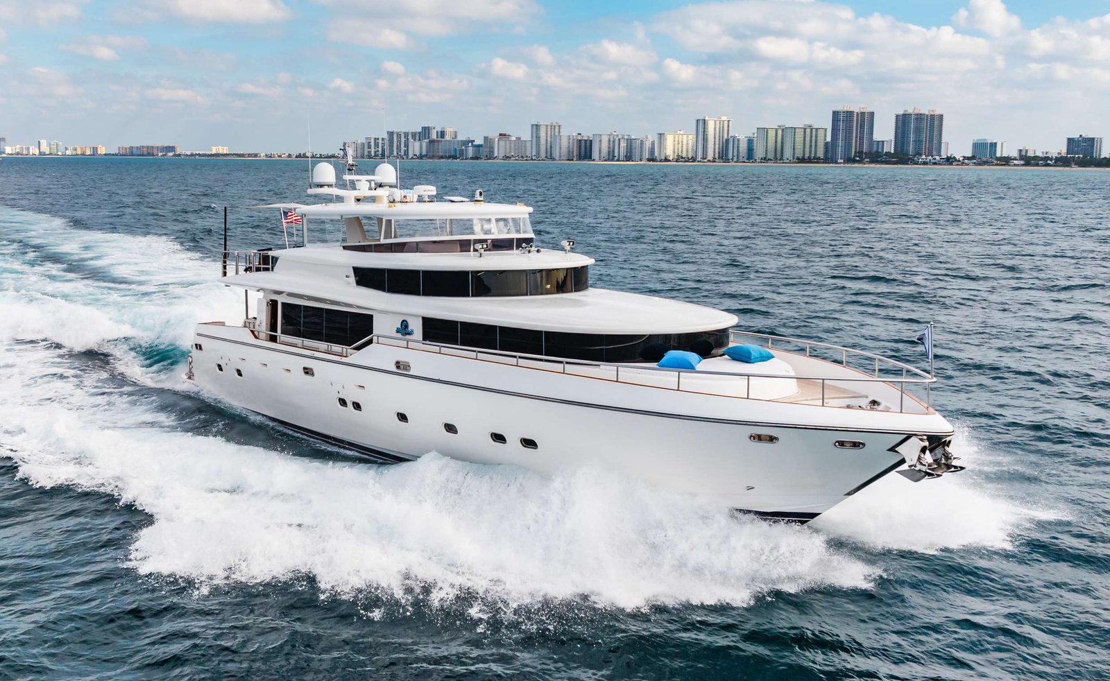 Yacht video tour preview