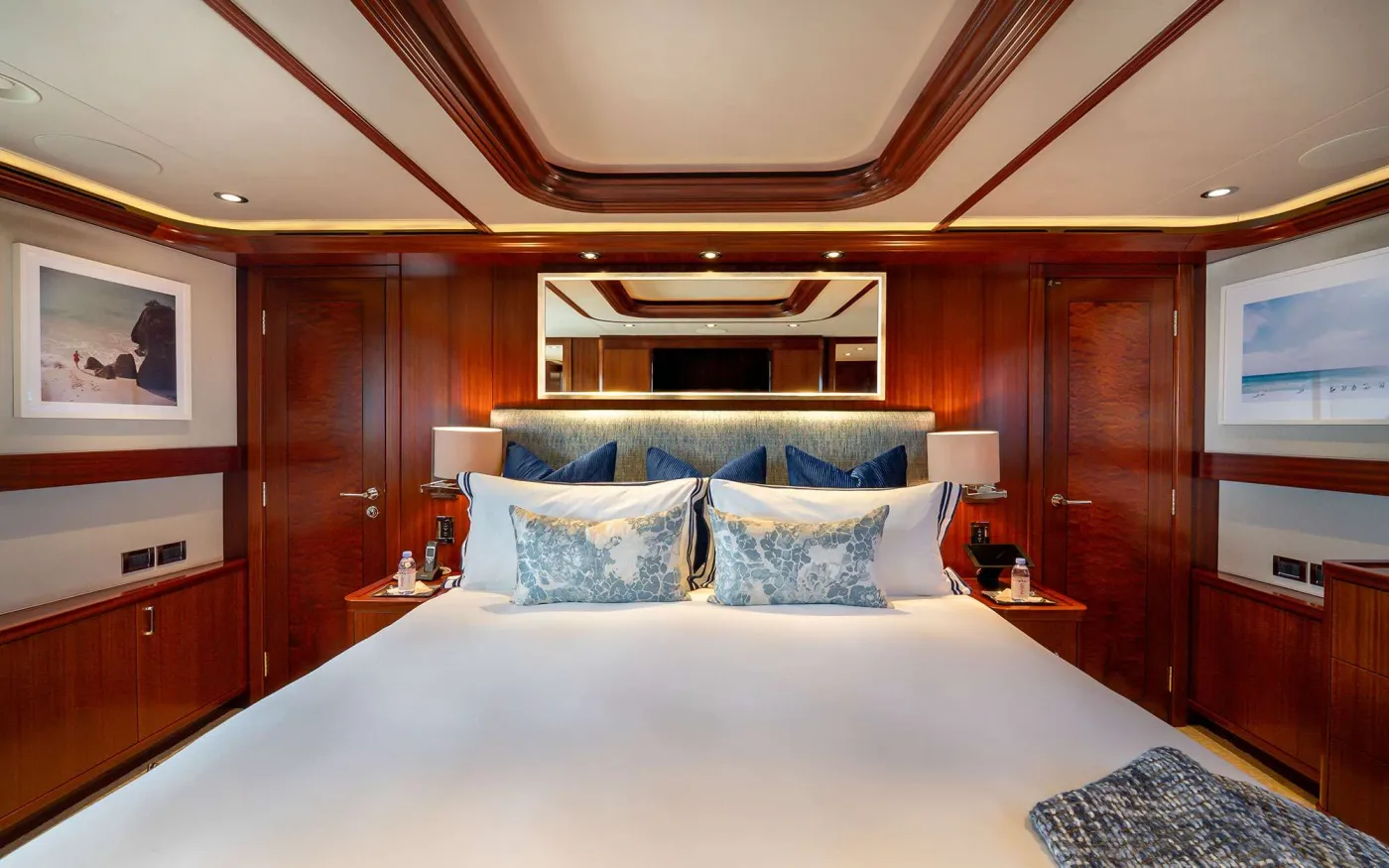 <p>Master Stateroom</p>