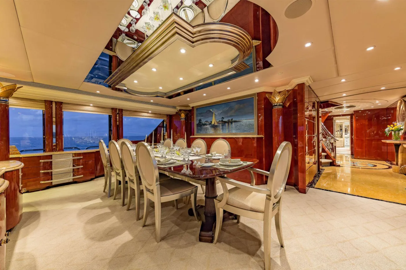 <p>Formal Dining</p>