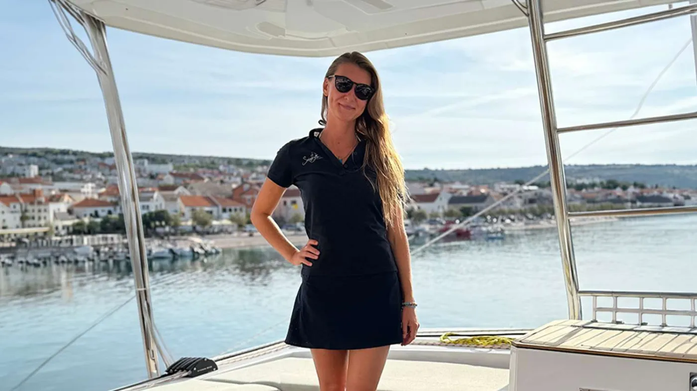Dominika Cook / Hostess