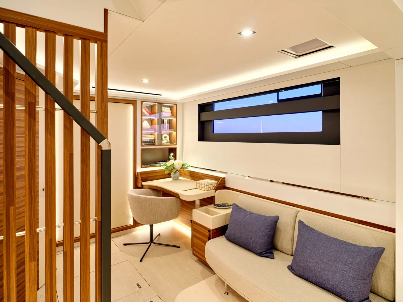 <p>Master cabin seating and desk area – Sistership</p>