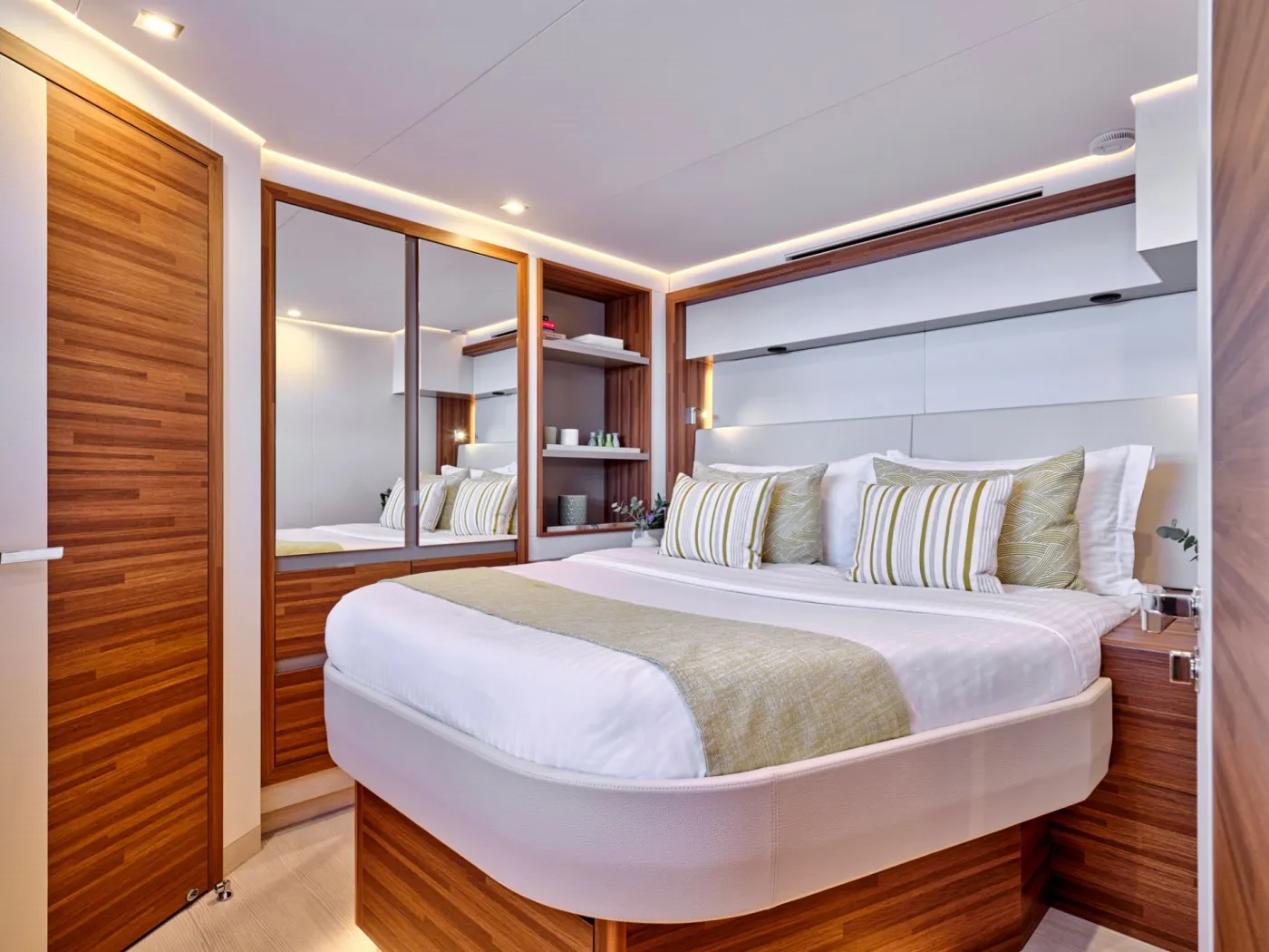 <p>Guest cabin – Sistership</p>