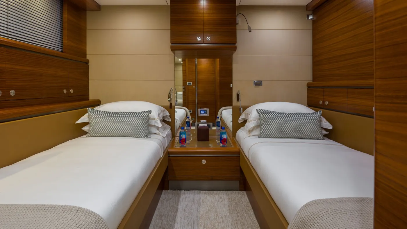 <p>Aft Twin Stateroom #2 with Pullman (Separate Staircase)</p>