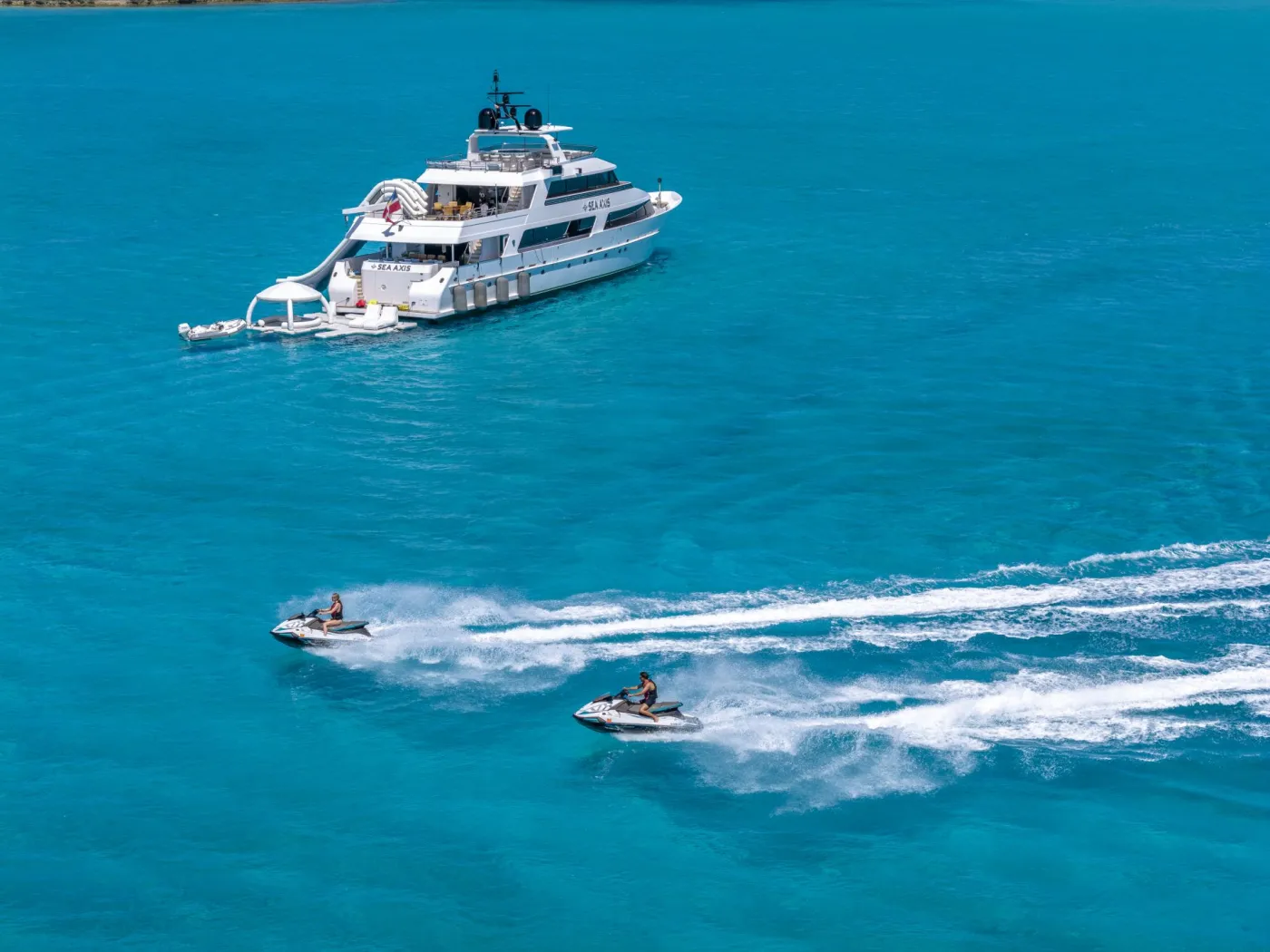 <p>3 Seater Yamaha Wave Runners</p>