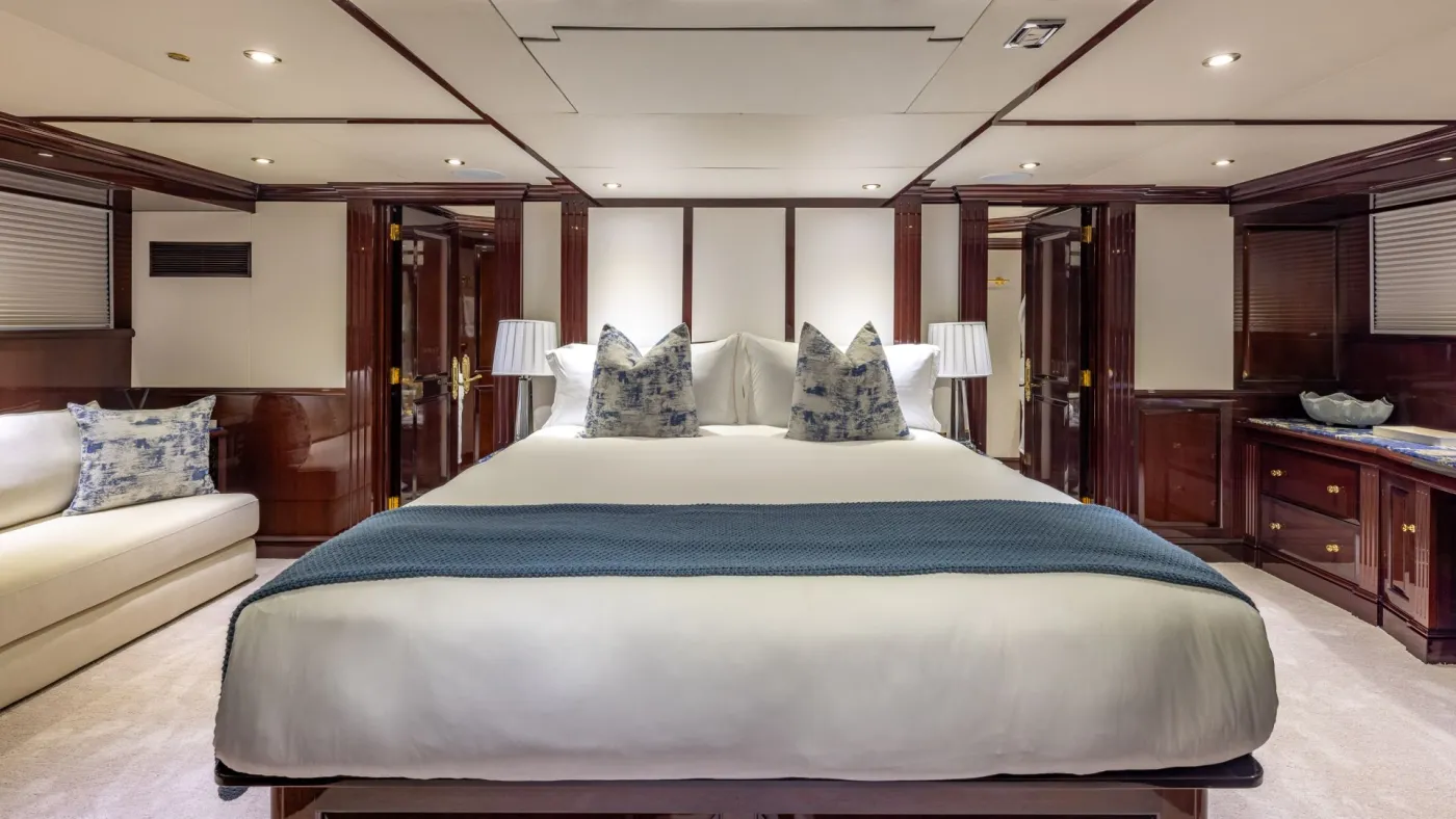 <p>VIP King Stateroom</p>
