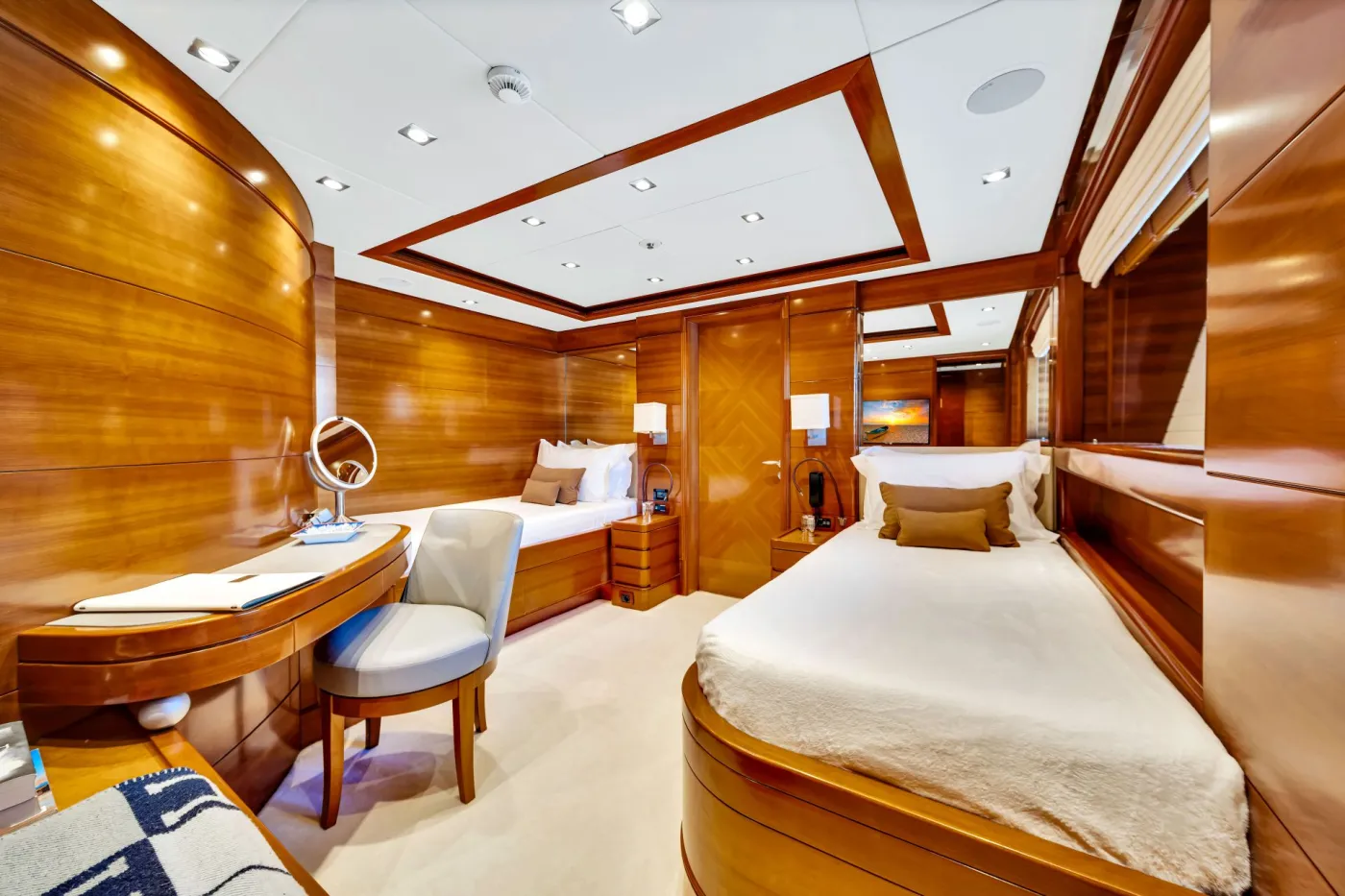 <p>Port & Starboard Twin #1</p>