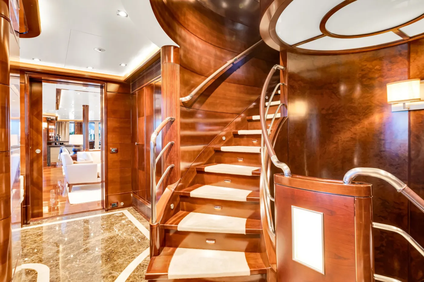 <p>Stairs to Upper Deck</p>
