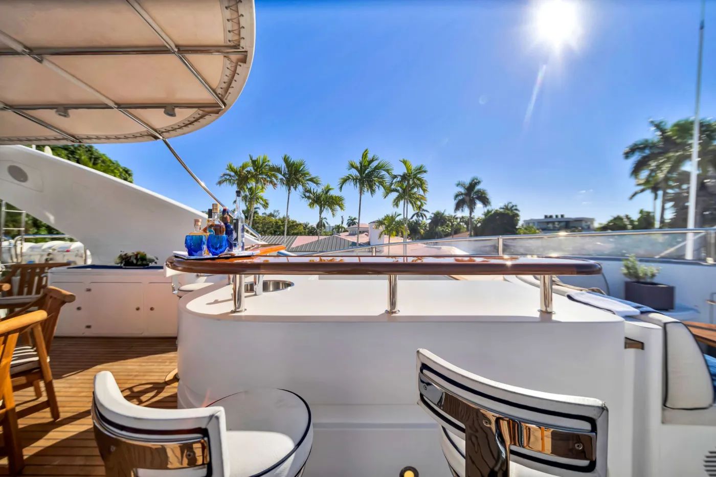 <p>Sundeck Bar</p>