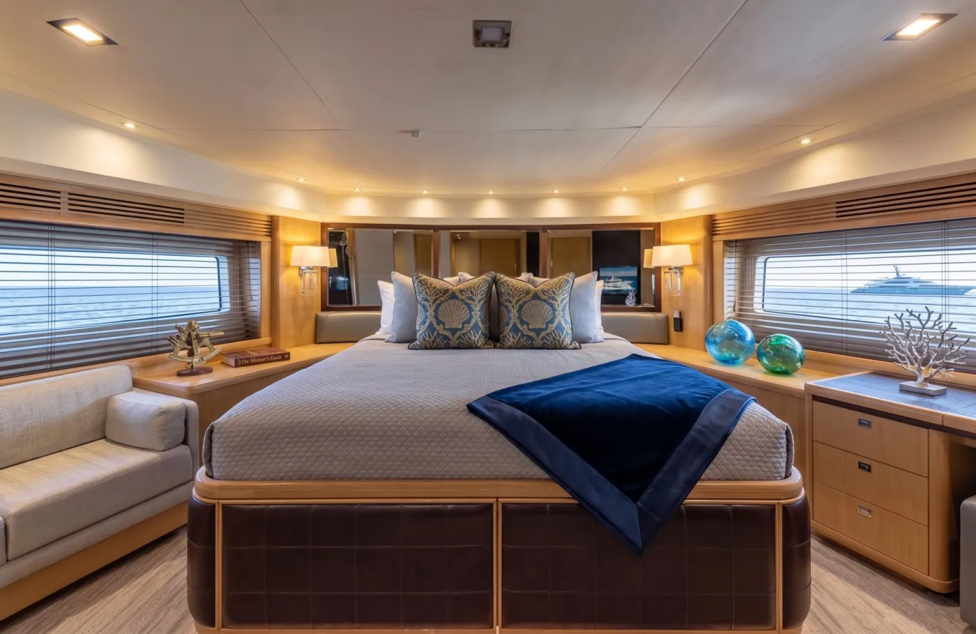 <p>VIP stateroom</p>