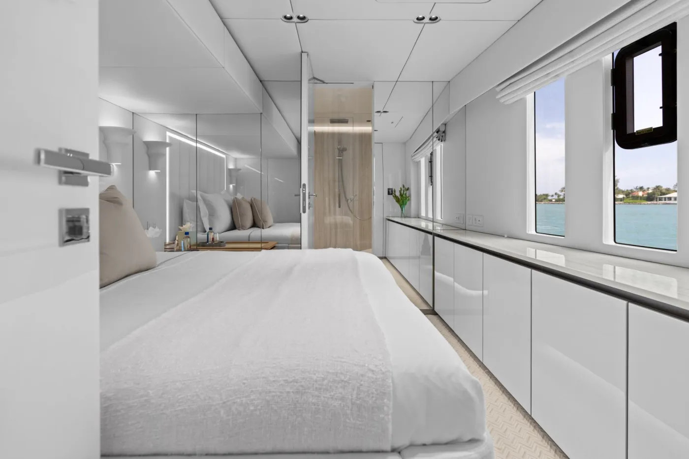 <p>MY TY Queen Stbd Guest Cabin</p>