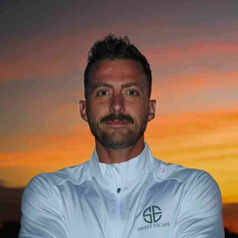 Greig Robert Lloyd Captain