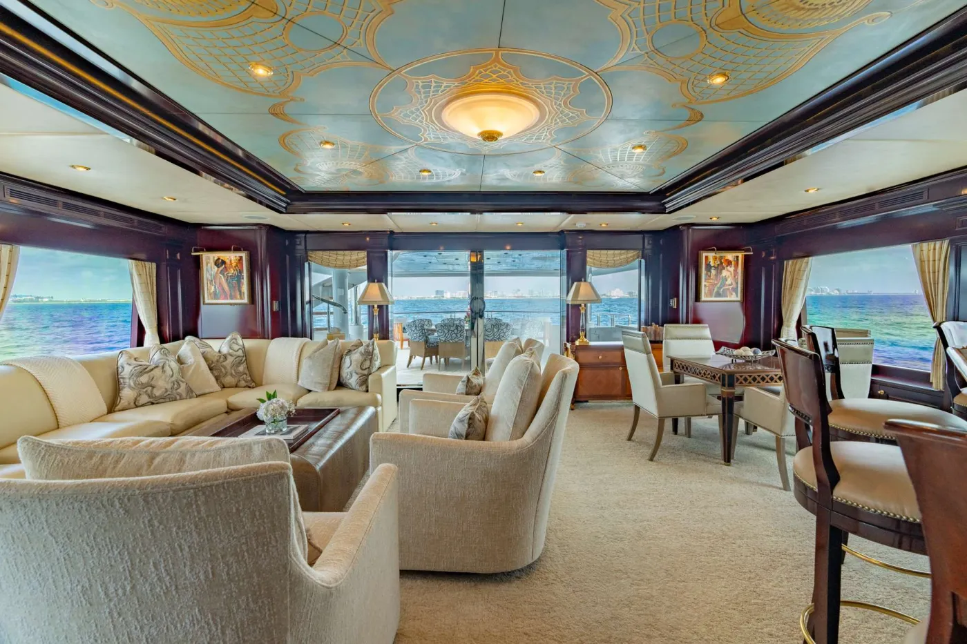 <p>Skylounge </p>