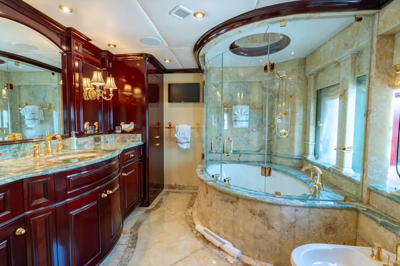 <p>Master Bath</p>