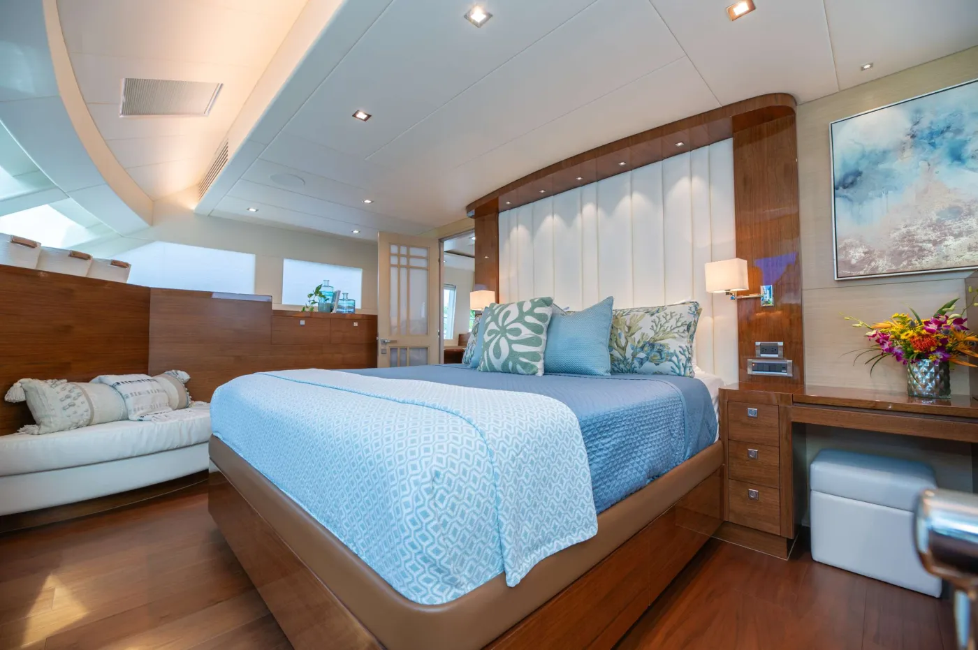 <p>Mater Bedroom- California King</p>