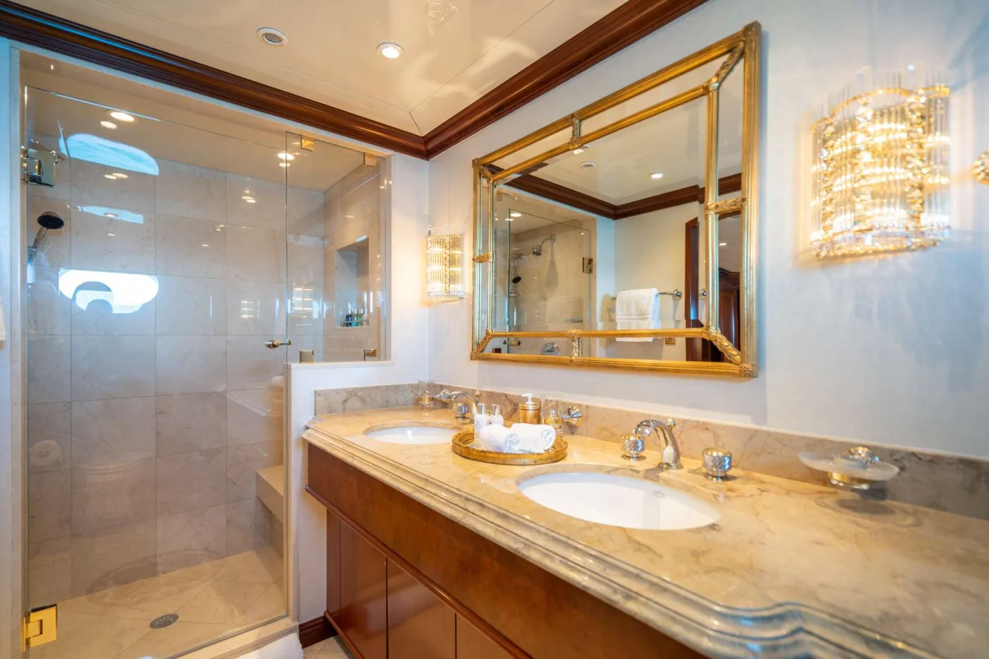 <p>Guest Bath </p>
