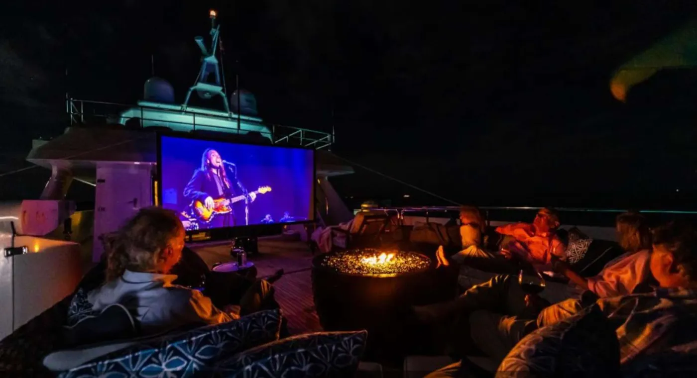 <p>Outdoor Cinema Setup</p>