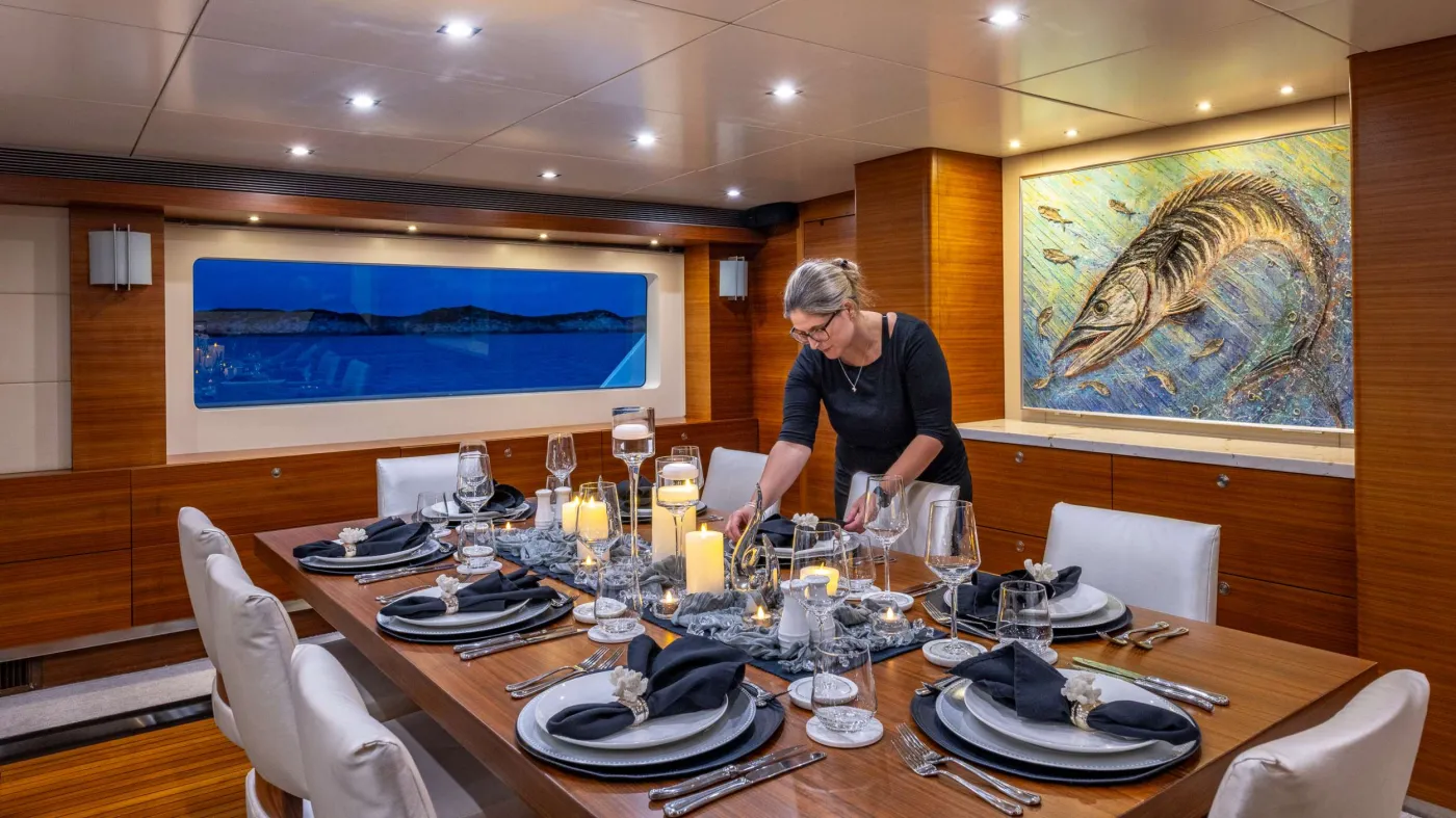 <p>Formal Dining</p>