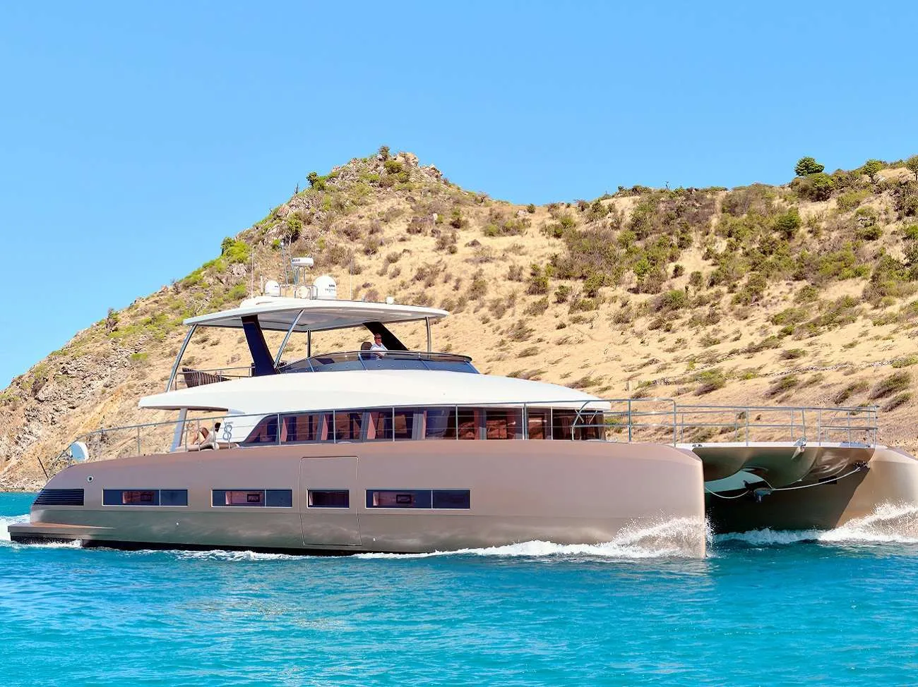 FRENCH WEST will surprise you by the incredible richness of its volumes. 

The 130 m2 of living space form a coherent whole where fluidity is the key word. 

The exceptional deck area multiplies the living spaces and access to the sea. 

With 35m2 Owner's space forms an elegant and independent whole. Supreme luxury, a private beach of 4 m&sup2; opening in the hull planking. 

Indeed a motor yacht to live!