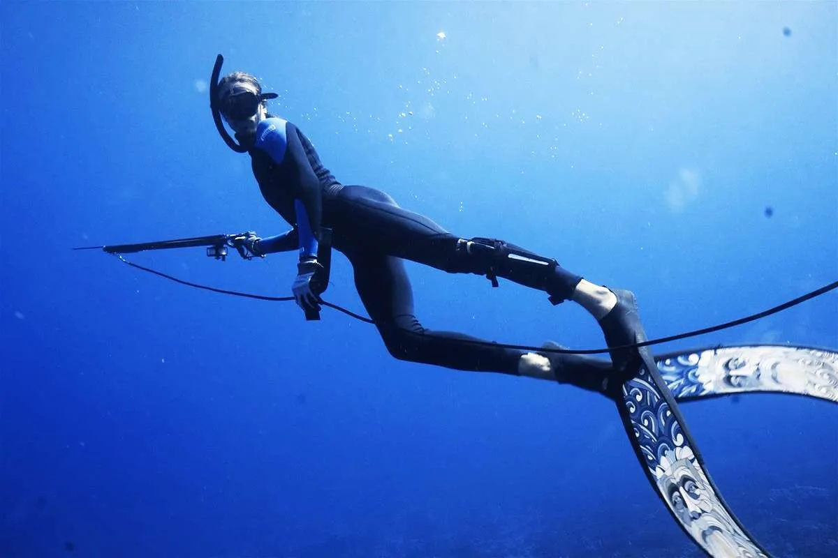 Spearfishing for your dinner!