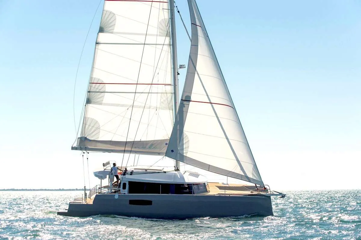 A loft under a sail !
The NEEL 51 combines the benefits of performance and comfort living. It&rsquo;s a blue water yacht for family, manoeuvrable by minimal crew. The 51&rsquo;s sleek lines and reversed bows give it a modern design and sporting looking.
Fantastic perfomances under sail !
