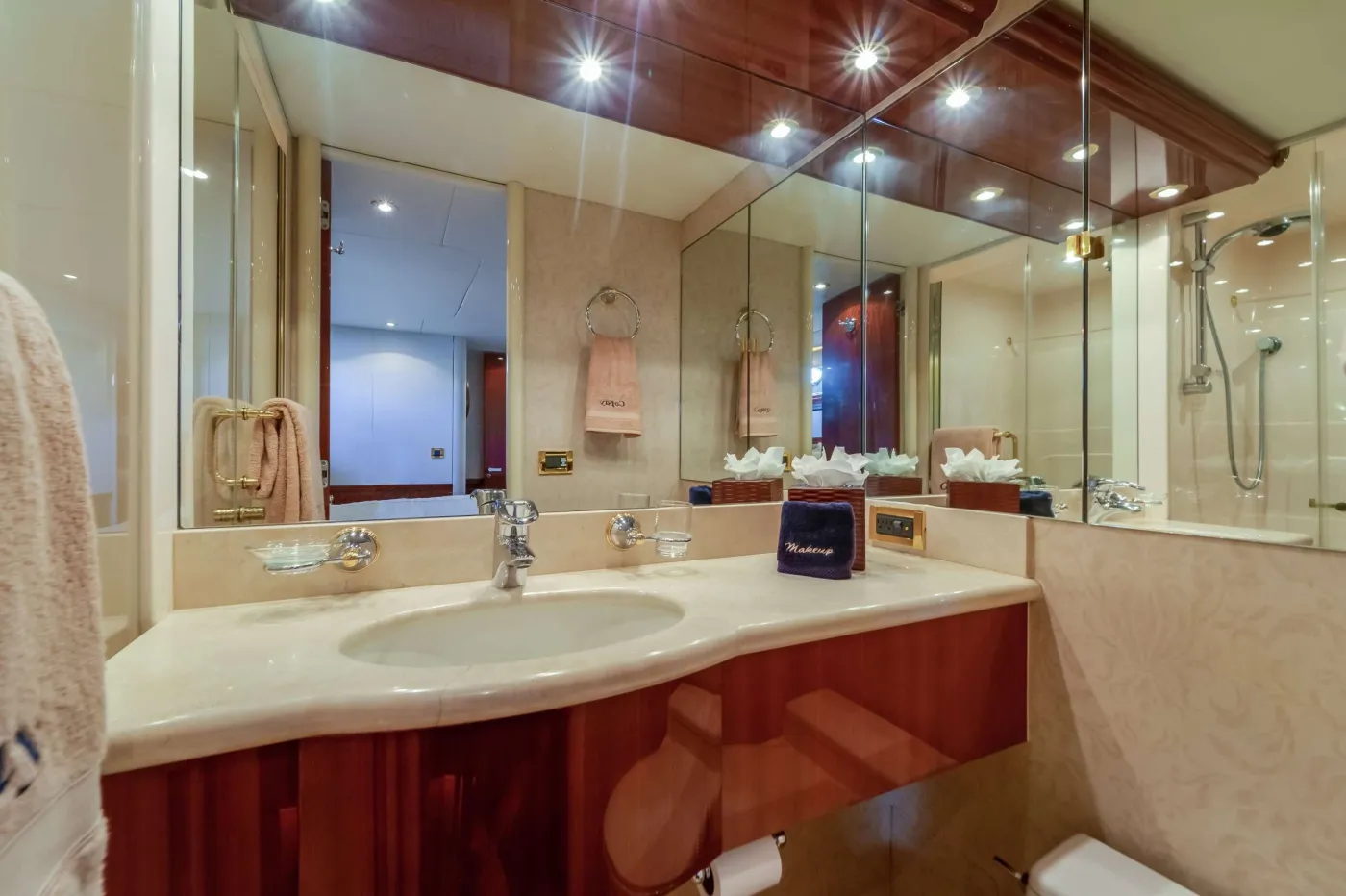 <p>Guest Ensuite</p>