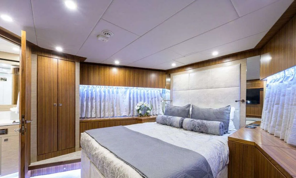 <p>Guest Queen Suite</p>
