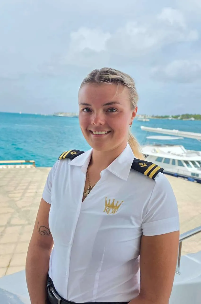 Abi Oliver Deckhand/Stewardess