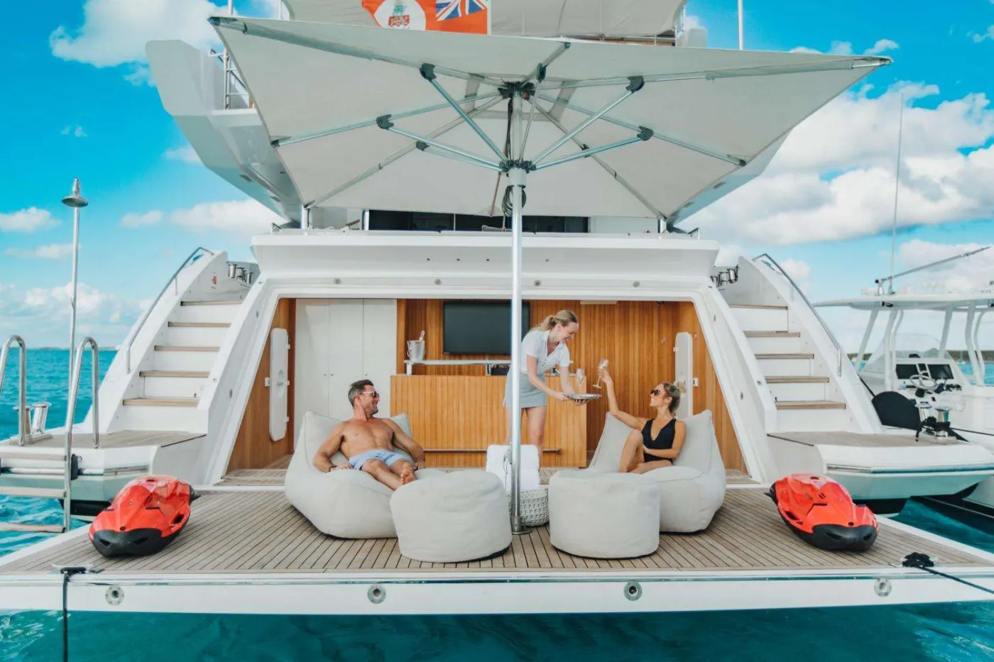 <p>Beach club</p>
