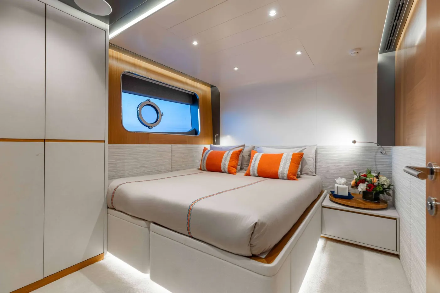 <p>Convertible Stateroom</p>