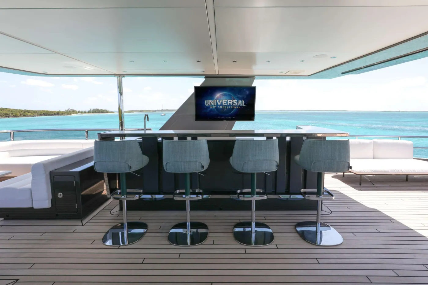 <p>Sky Deck</p>