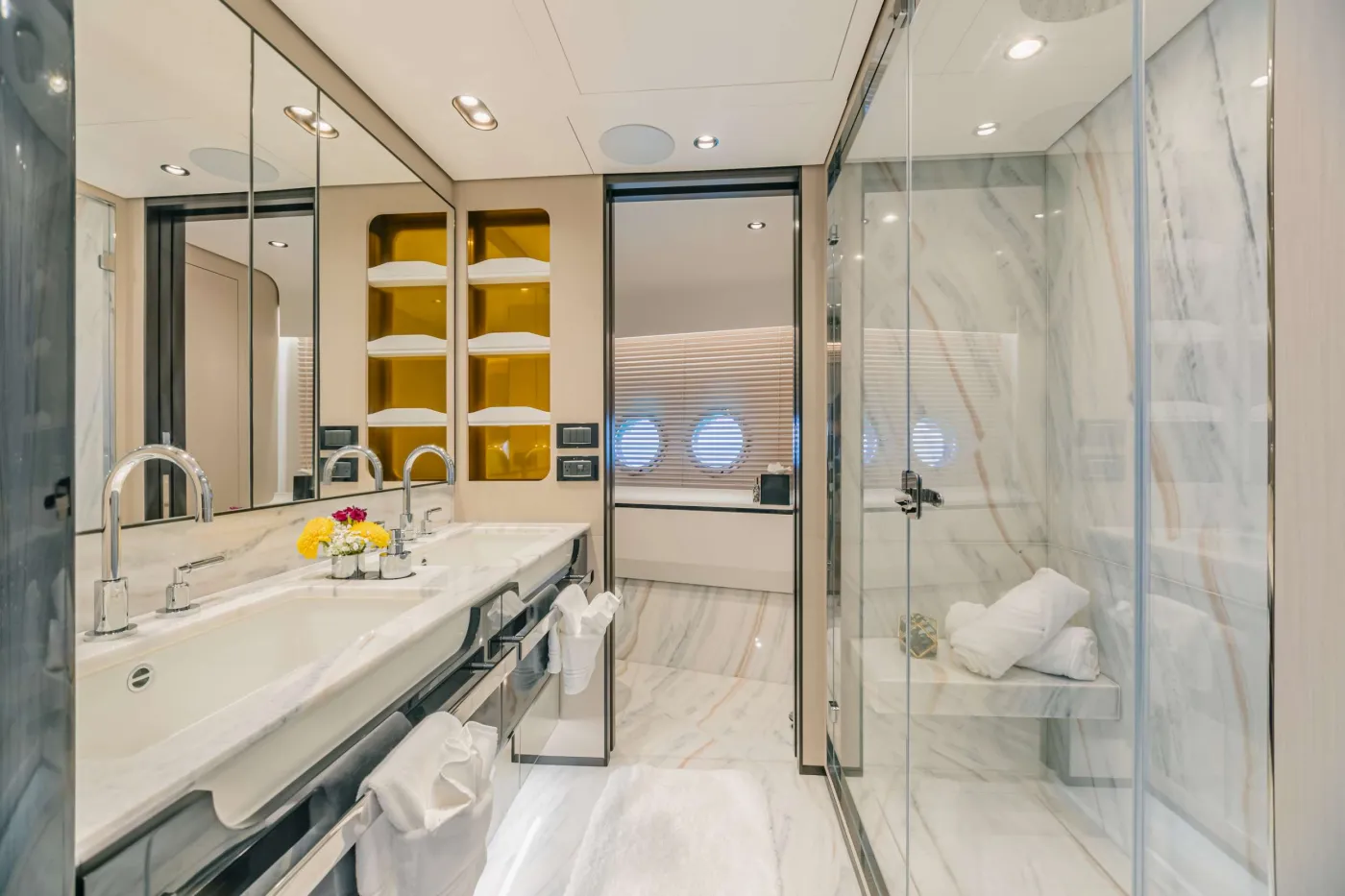<p>Master Bathroom</p>
