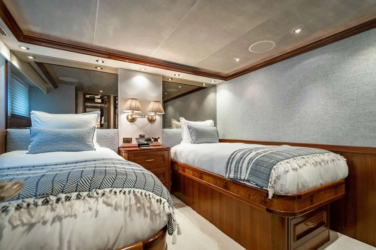 <p>Guest Twin Stateroom</p>