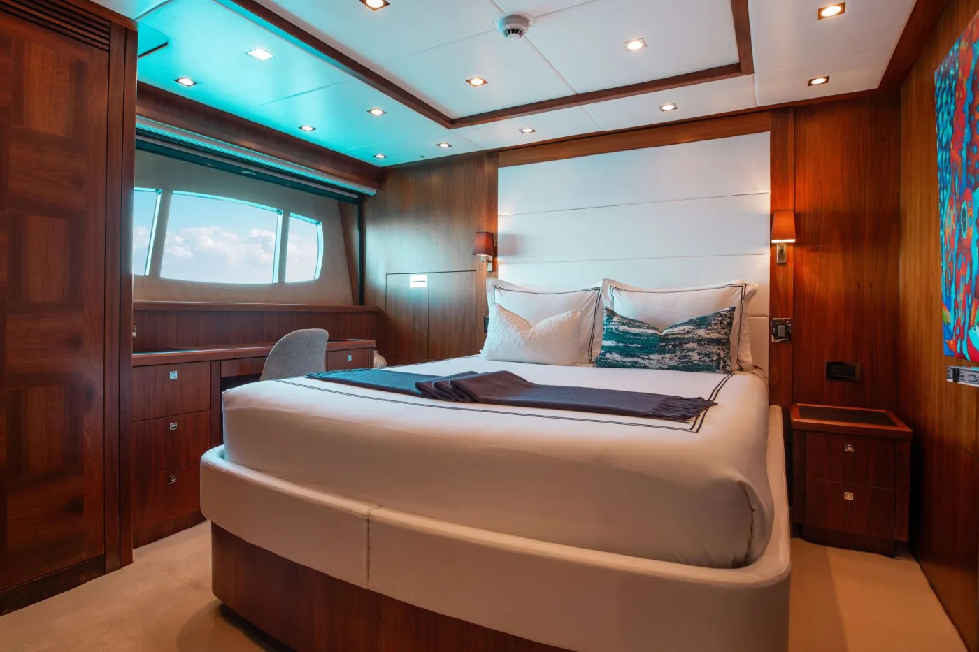 <p>Queen Stateroom 2</p>