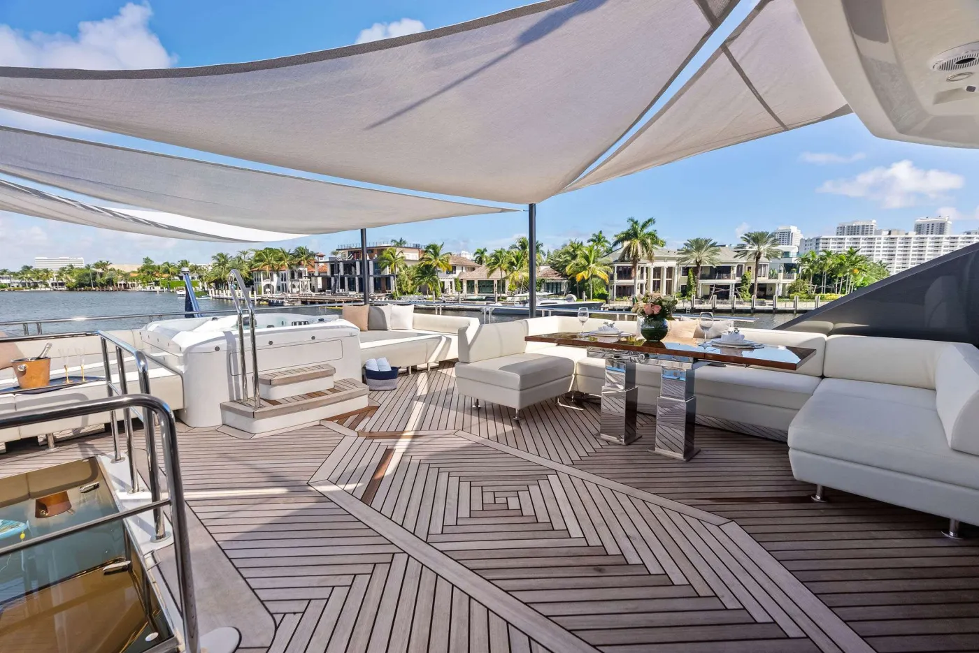 <p>Sundeck Shades</p>