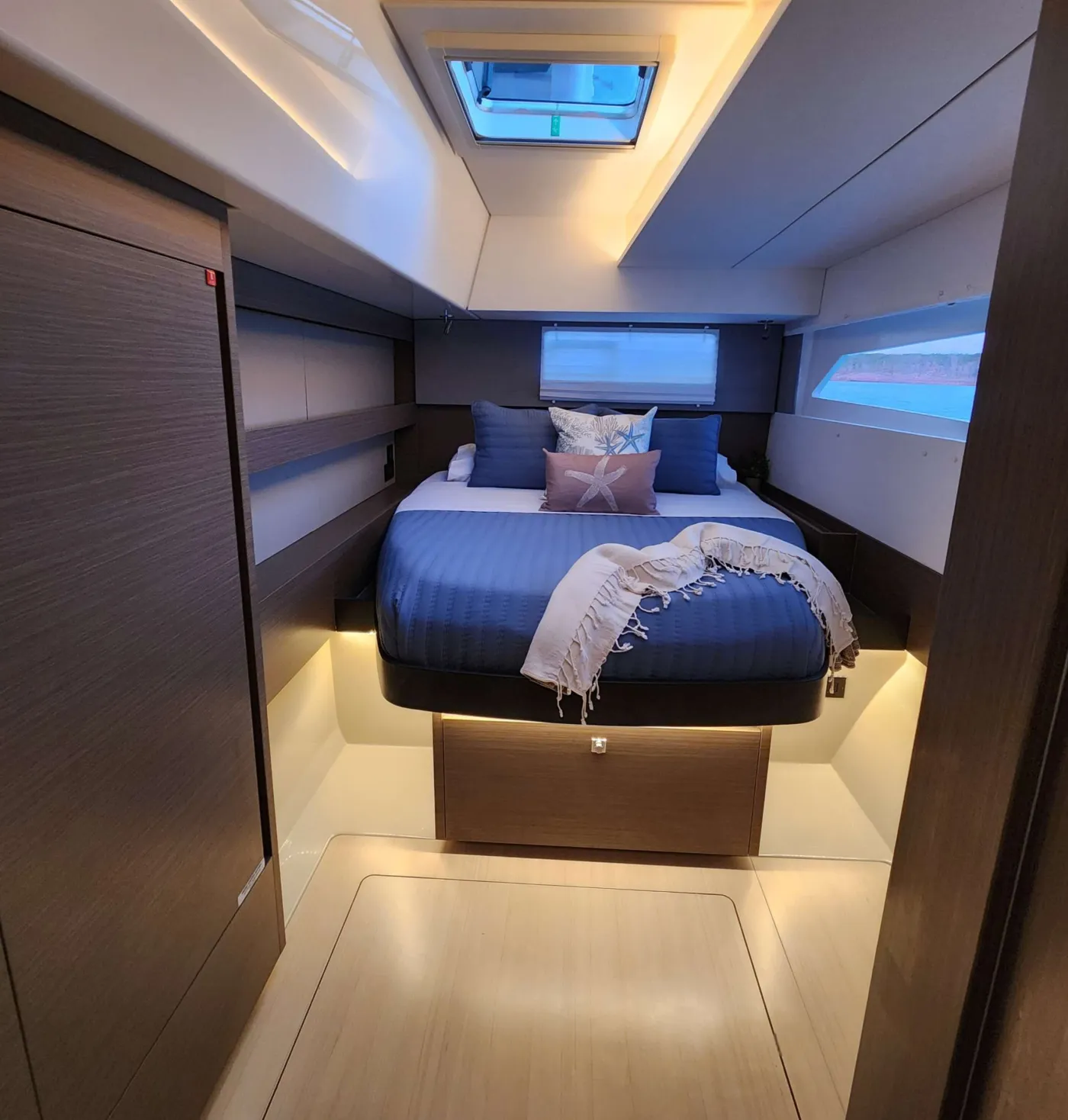 <p>Guest Cabin</p>