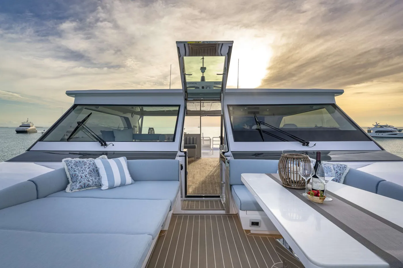<p>Bow Seating looking Aft</p>