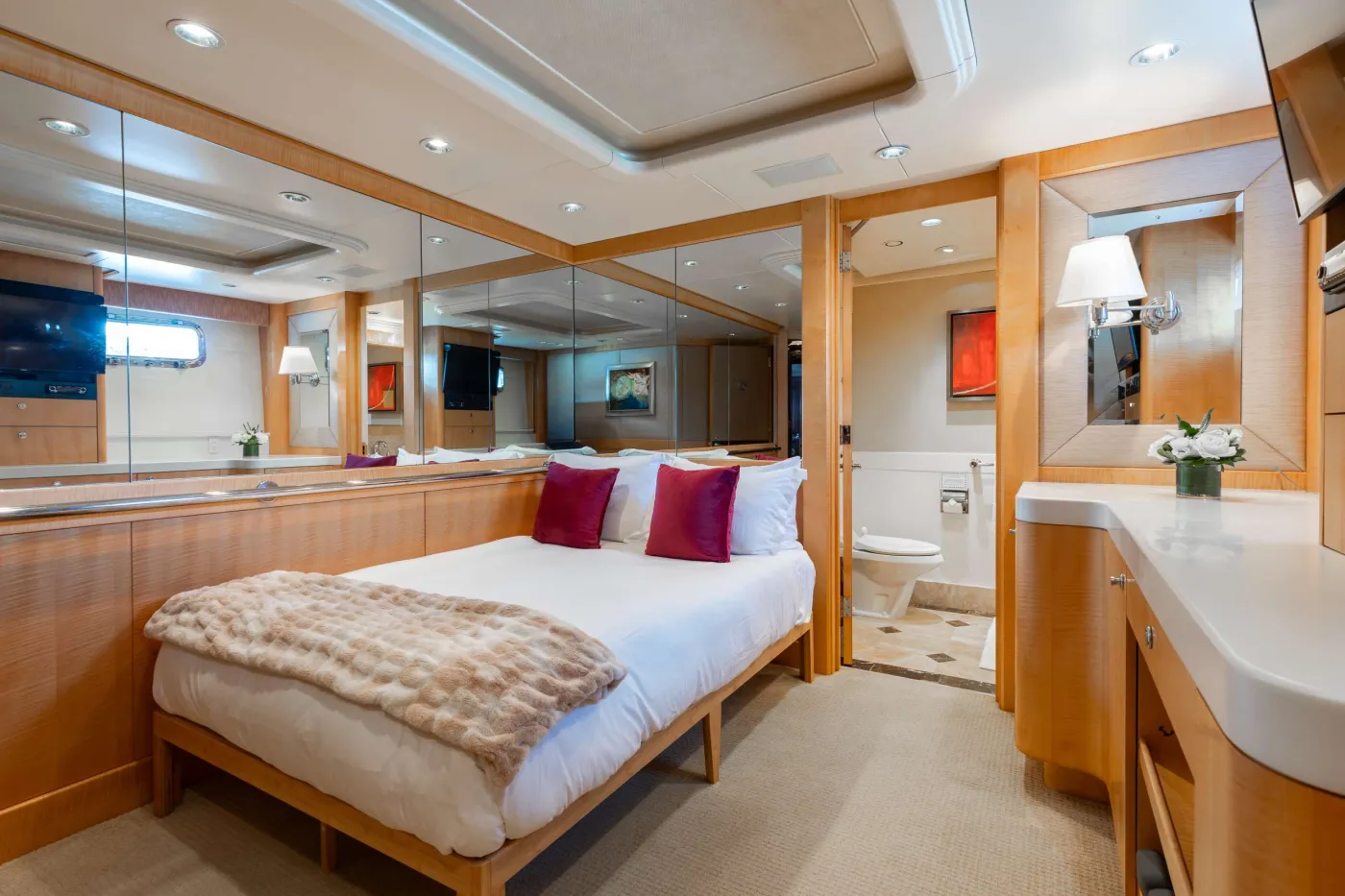 <p>Convertible Guest Stateroom/Gym</p>