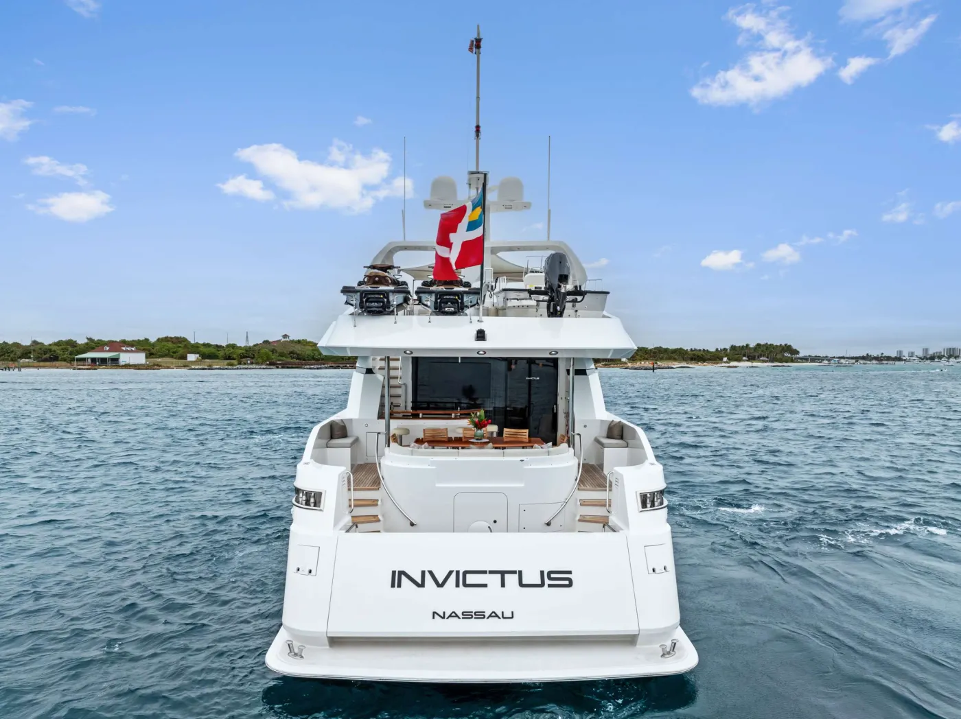 <p>INVICTUS</p>