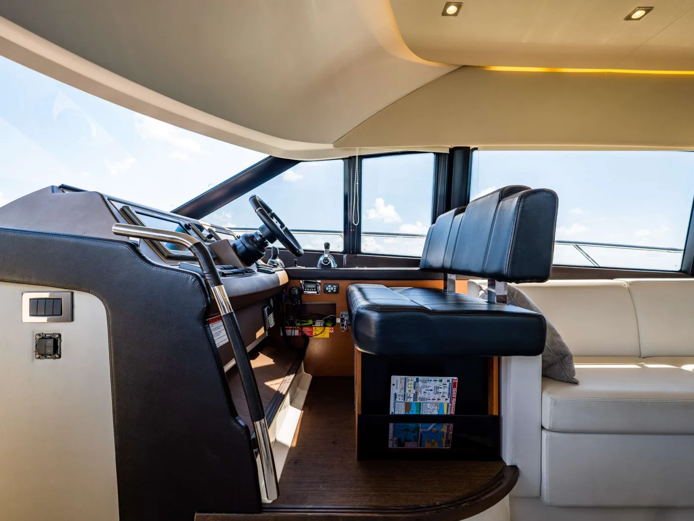<p>Cockpit view</p>