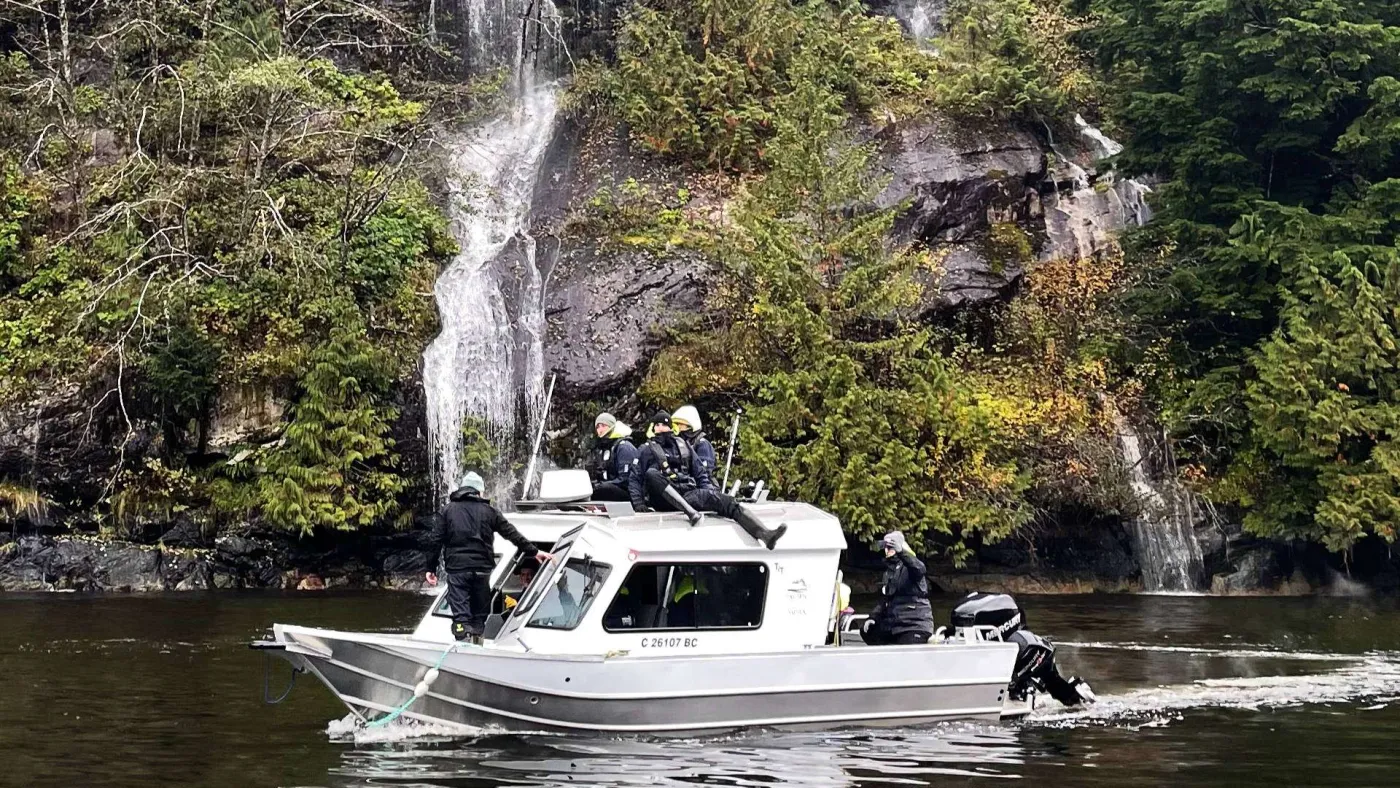 <p>Sport Boat in the Great Bear Rainforest</p>