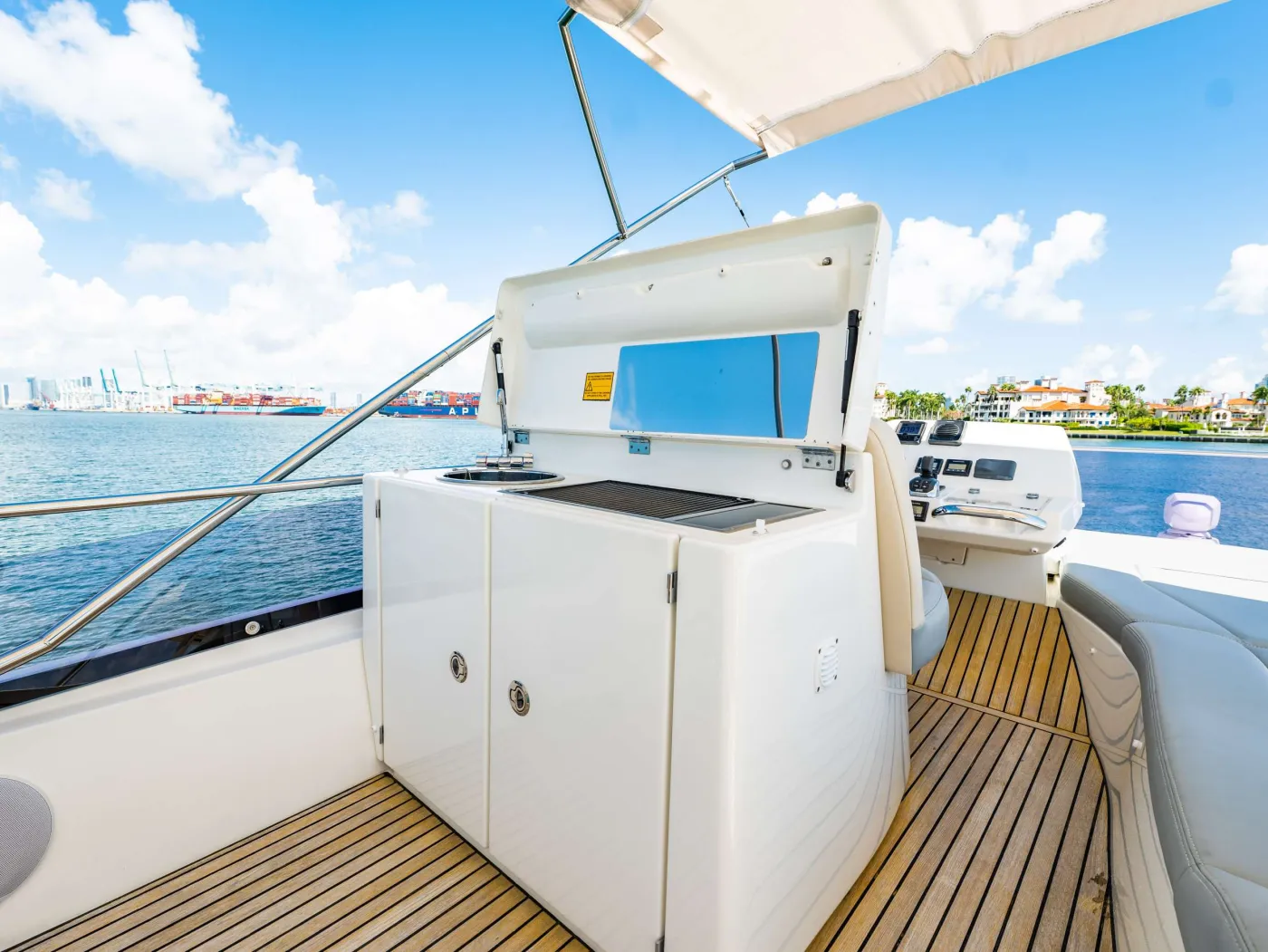 <p>Flybridge BBQ view</p>